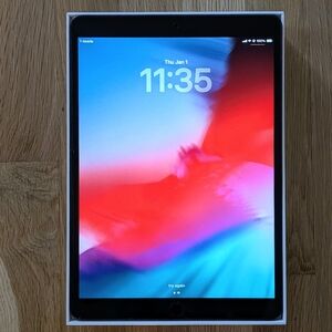 iPad Air 3rd Generation 64GB With Keyboard